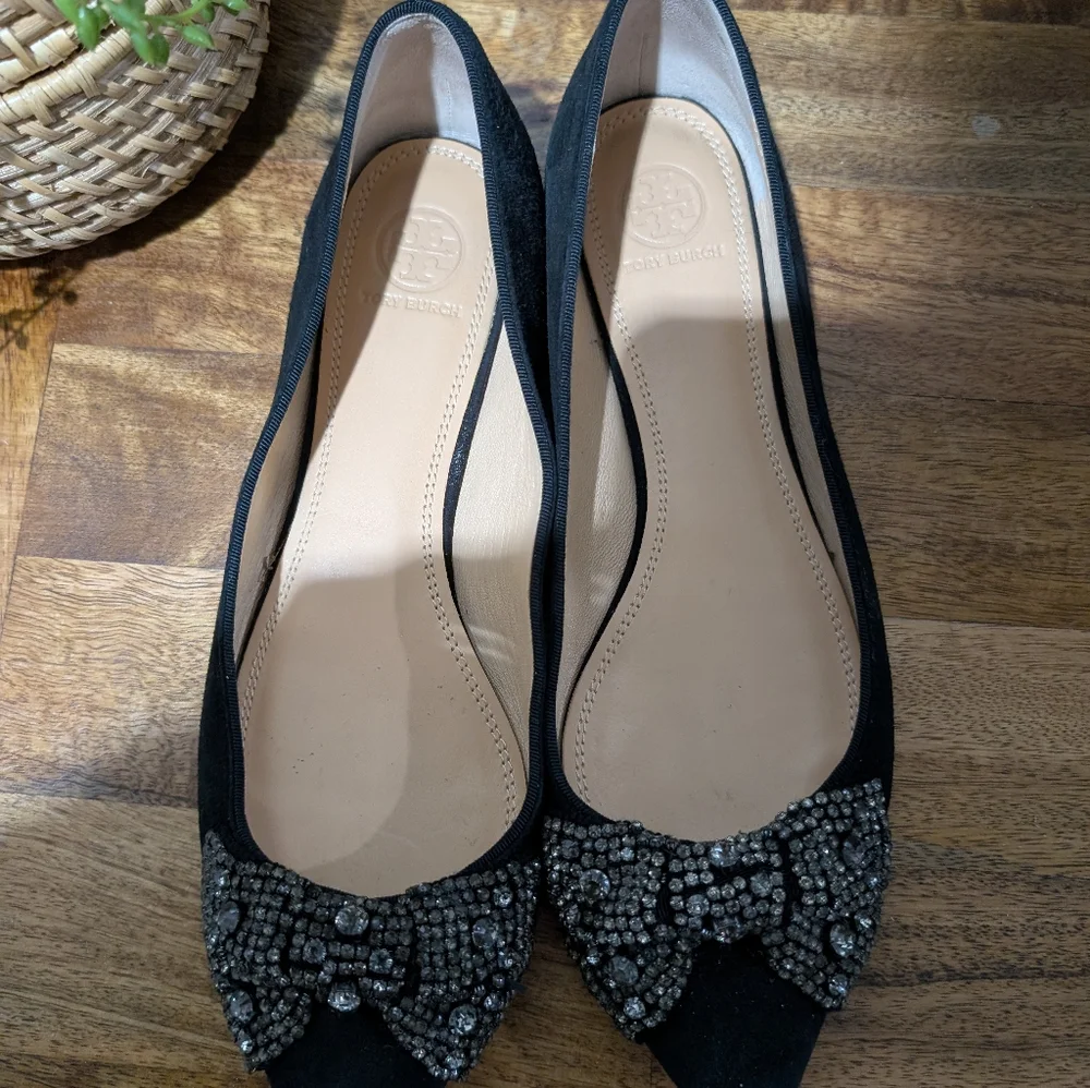 Tory Burch Esme Black Suede Rhinestones‎ Flat Shoes-sz9.5  ~Stylish - Picture 11 of 12